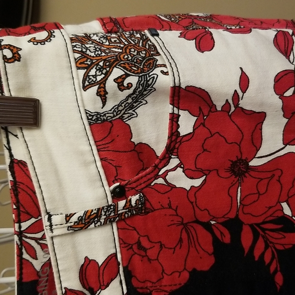 Women's Chico's jeggings - Picture 3 of 8